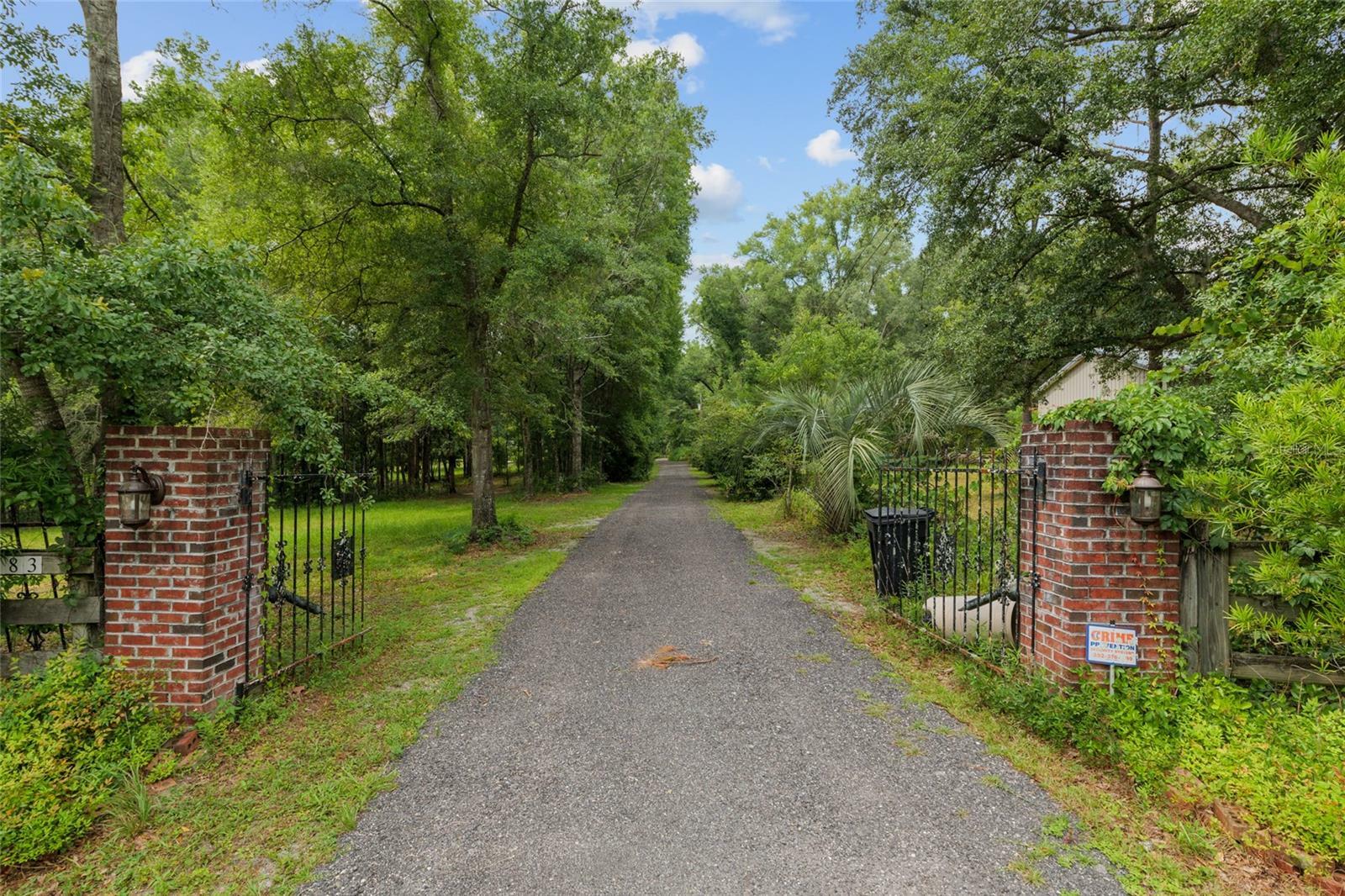 Property Photo: 12832 SW 14th Avenue FL 32669