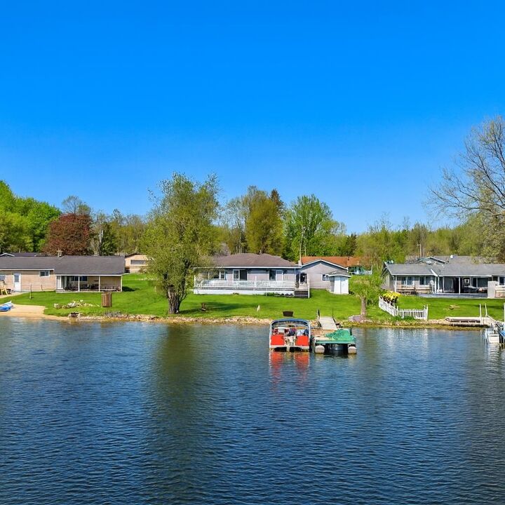 Property Photo: 3045 W Lakeside Drive MI 48661