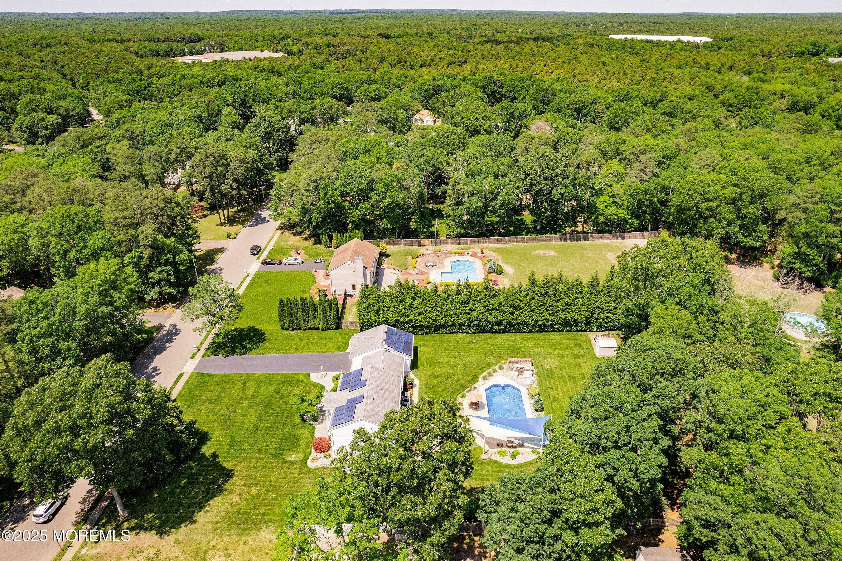 Property Photo: 5 Persimmon Drive NJ 08527