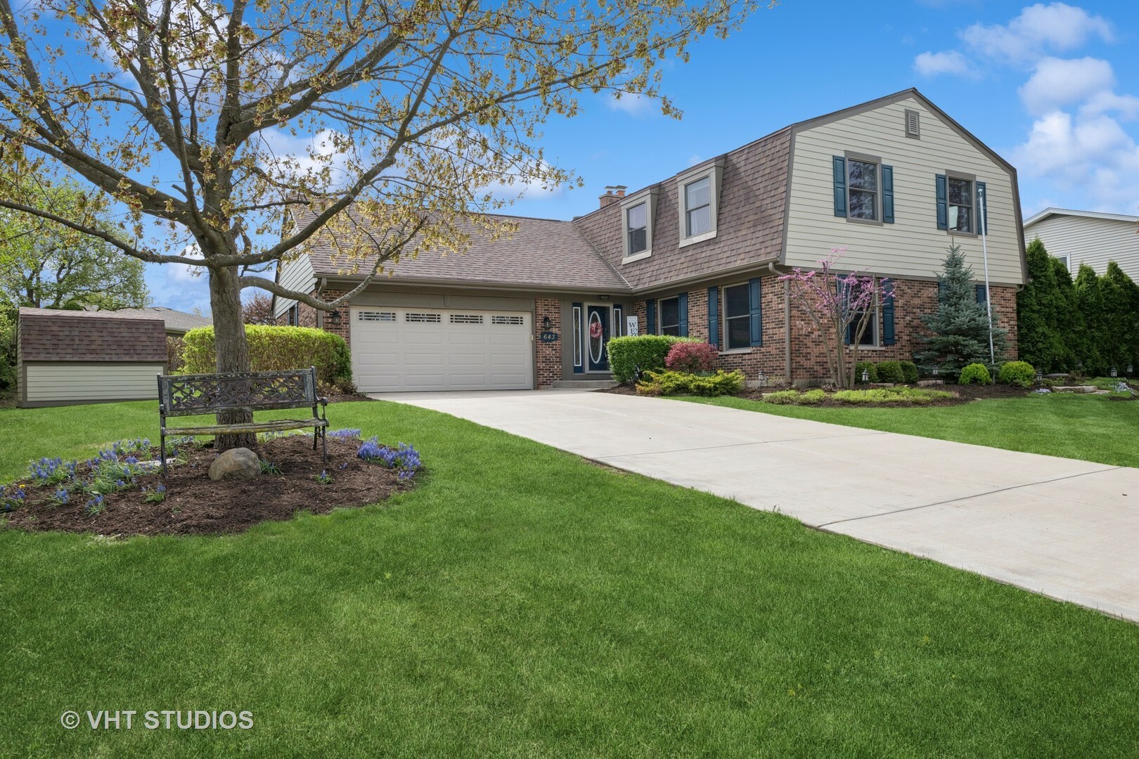 643 Summit Drive  Schaumburg IL 60193 photo