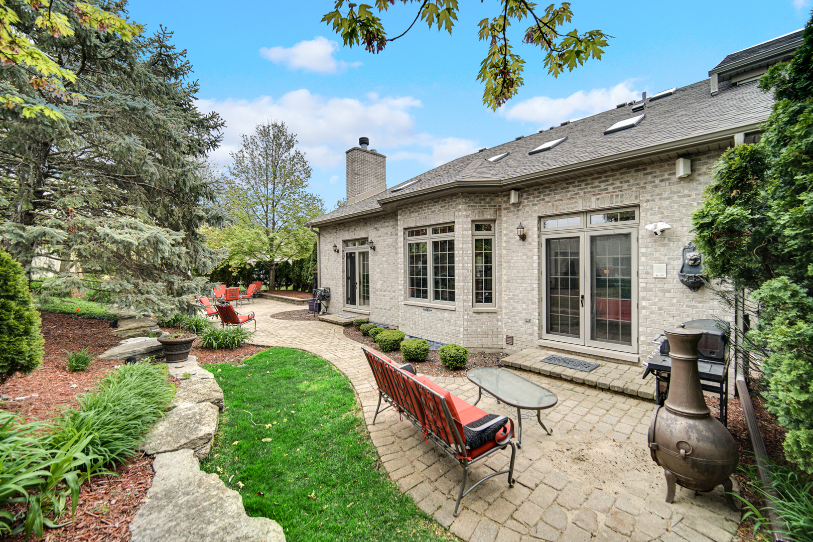 Property Photo:  11056 Karen Drive  IL 60467 