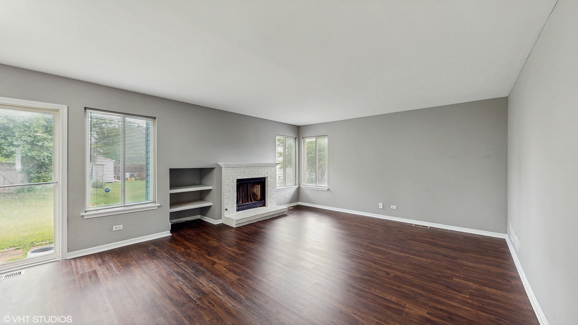 Property Photo: 154 Wildflower Lane IL 60073