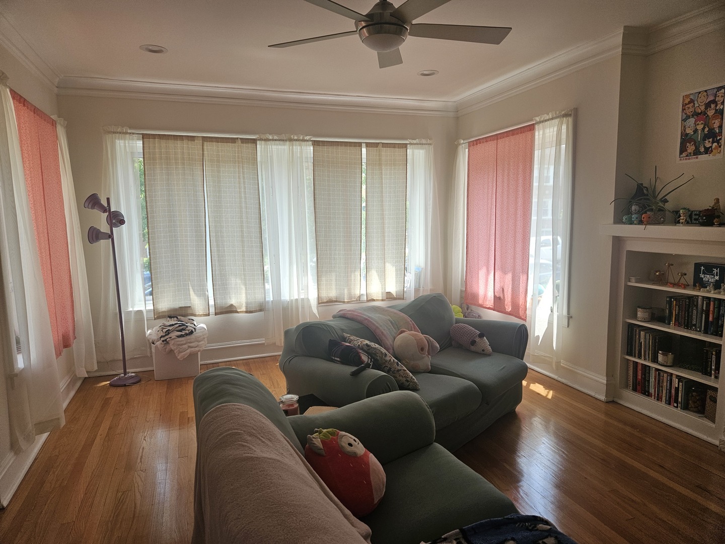 Property Photo: 5446 N Spaulding Avenue 1 IL 60625