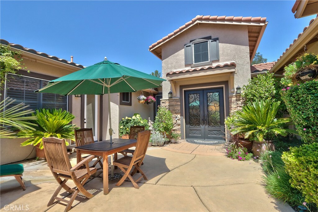 Property Photo: 42926 Joshua Tree Court CA 92562