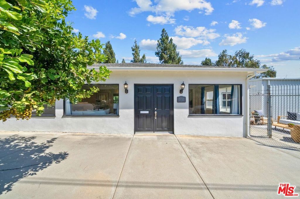 Property Photo:  3710 Fletcher Drive  CA 90065 