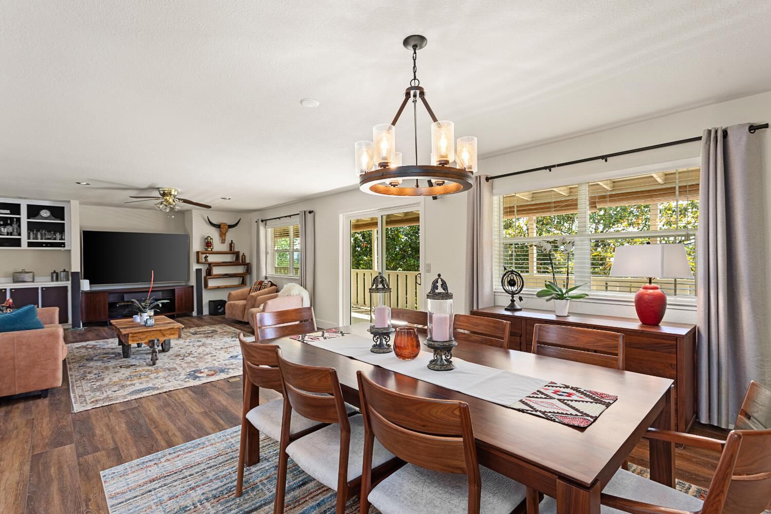 Property Photo: 2886 Knollwood Drive CA 95682