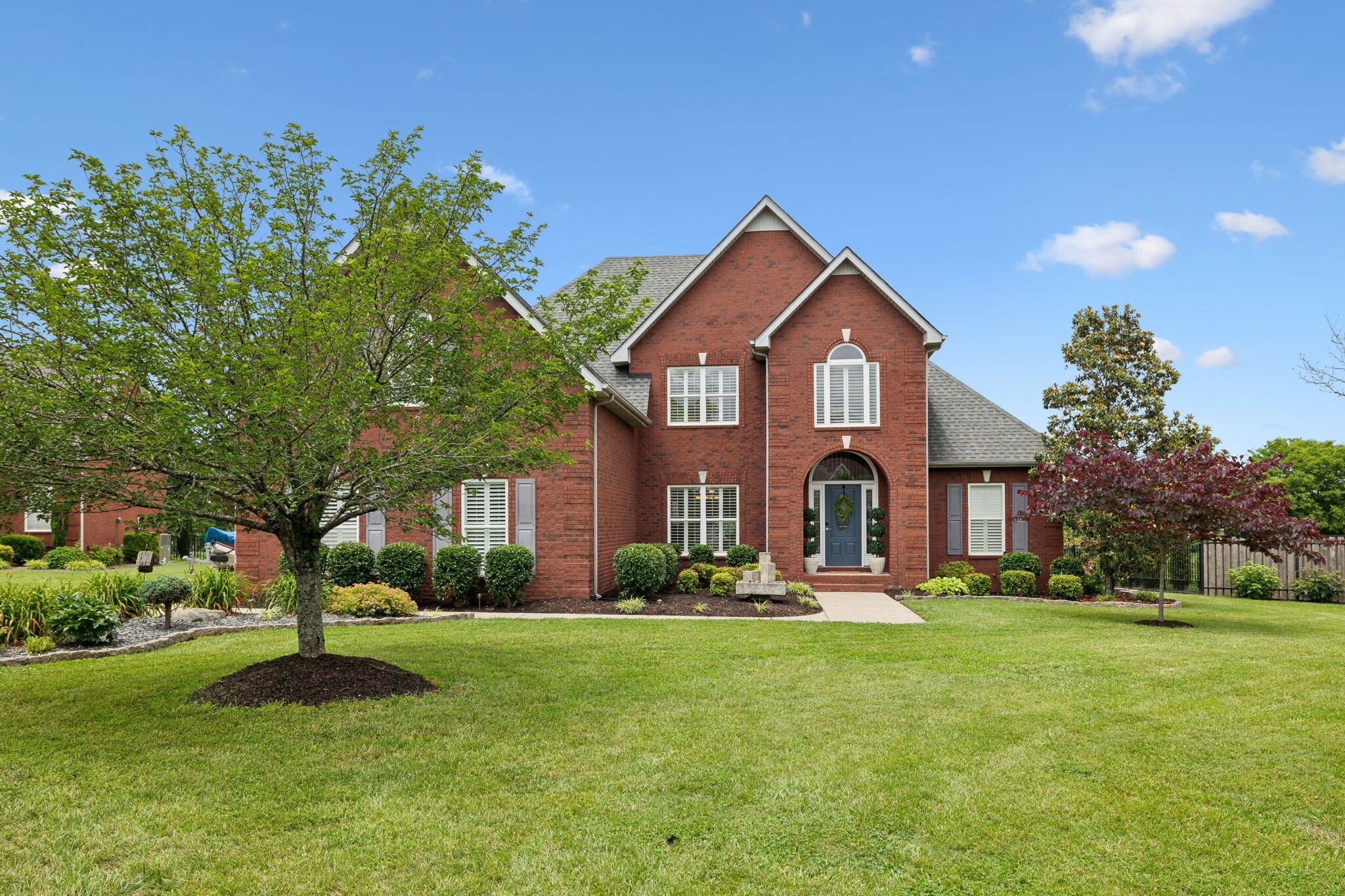 Property Photo: 1926 Cliffview Ct TN 37128