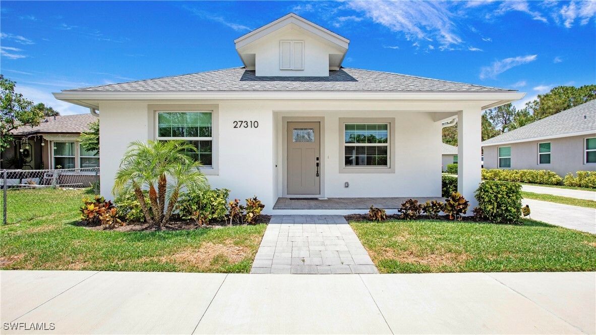 Property Photo: 27302 Dortch Avenue FL 34135