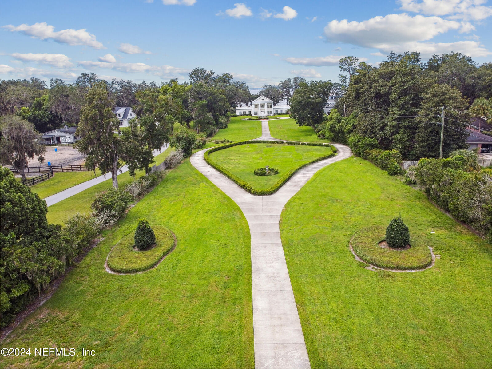 Property Photo:  13936 Mandarin Road  FL 32223 