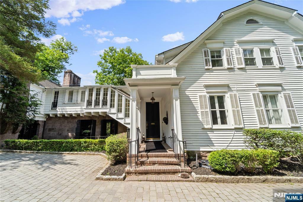 9 E Saddle River Road  Saddle River NJ 07458 photo