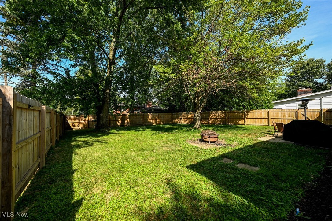 Property Photo: 1941 Oakridge Drive OH 44313