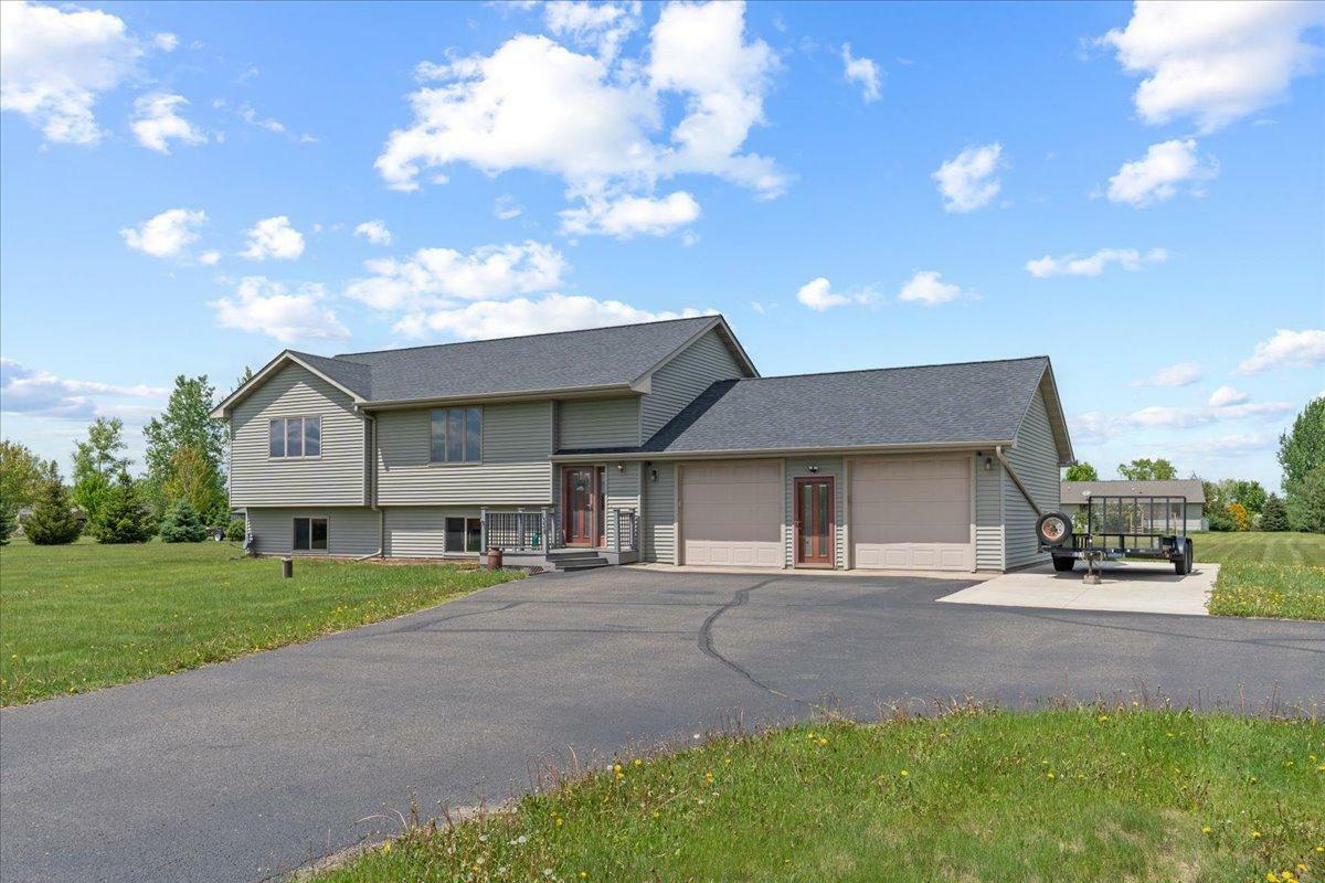 Property Photo: 1338 212th Avenue WI 54017