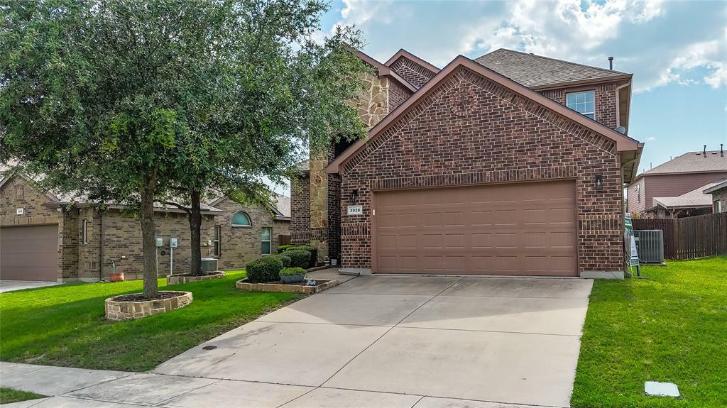Property Photo: 3028 Maple Creek Drive TX 76177
