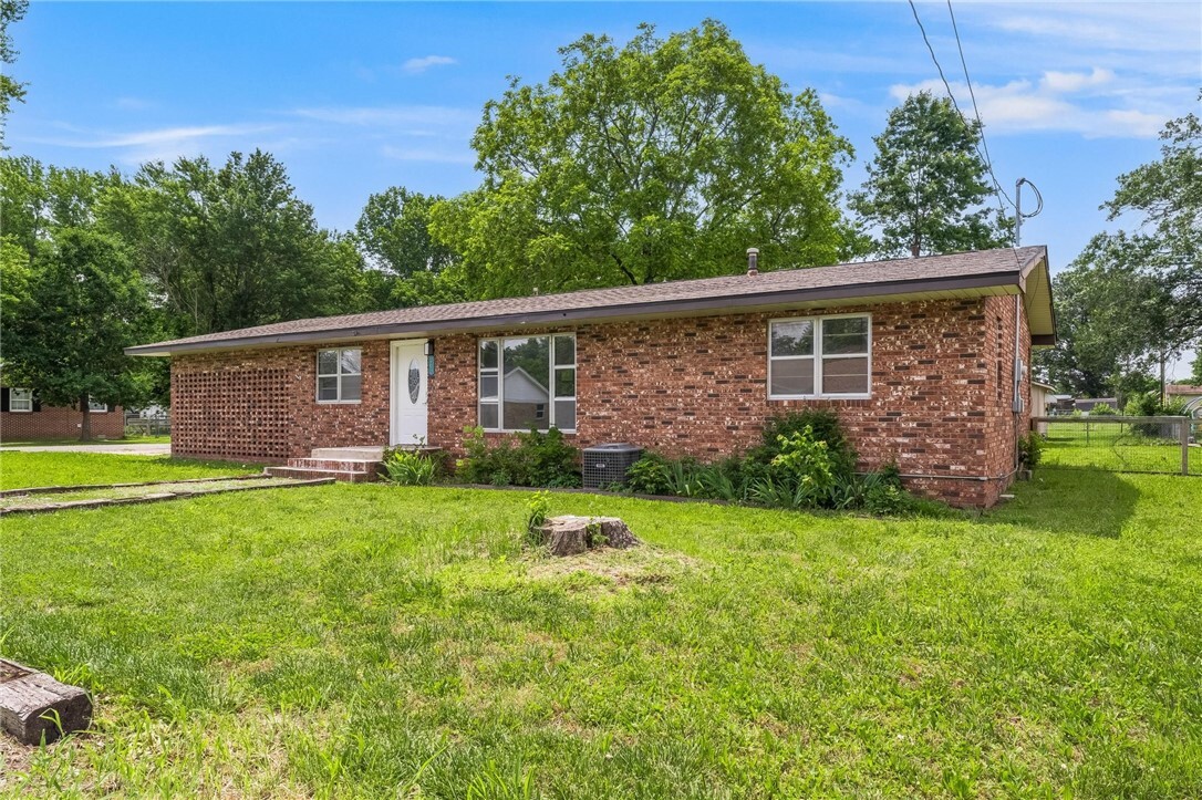 263 Van Dorn Street  Pea Ridge AR 72751 photo