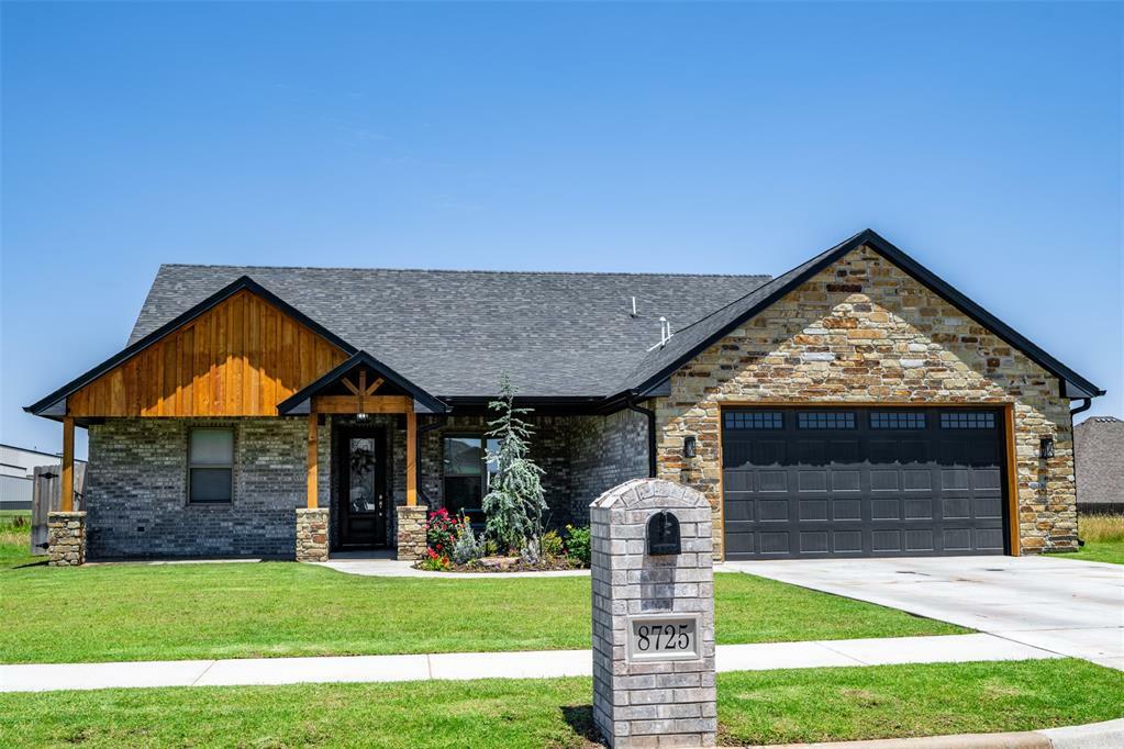 8725 NW Kensington Place  Lawton OK 73505 photo