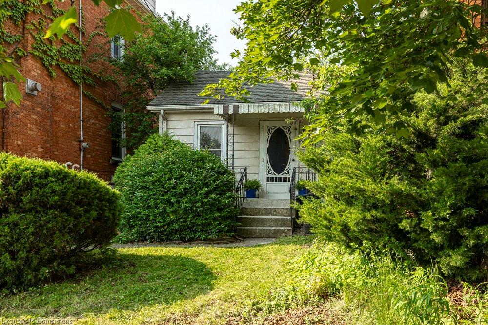 Photo de la propriété: 33 Melbourne Street ON L8P 2A5