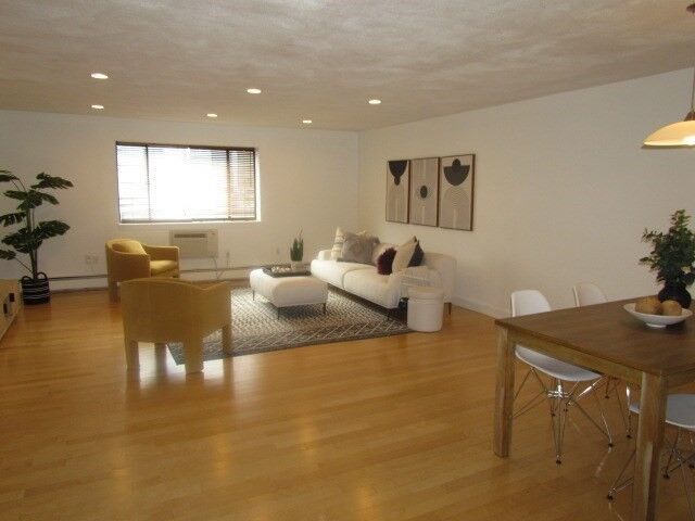 Property Photo:  115 Highland Ave 11  MA 02143 