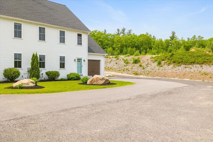 Property Photo: 194 B Narrows Rd MA 01473