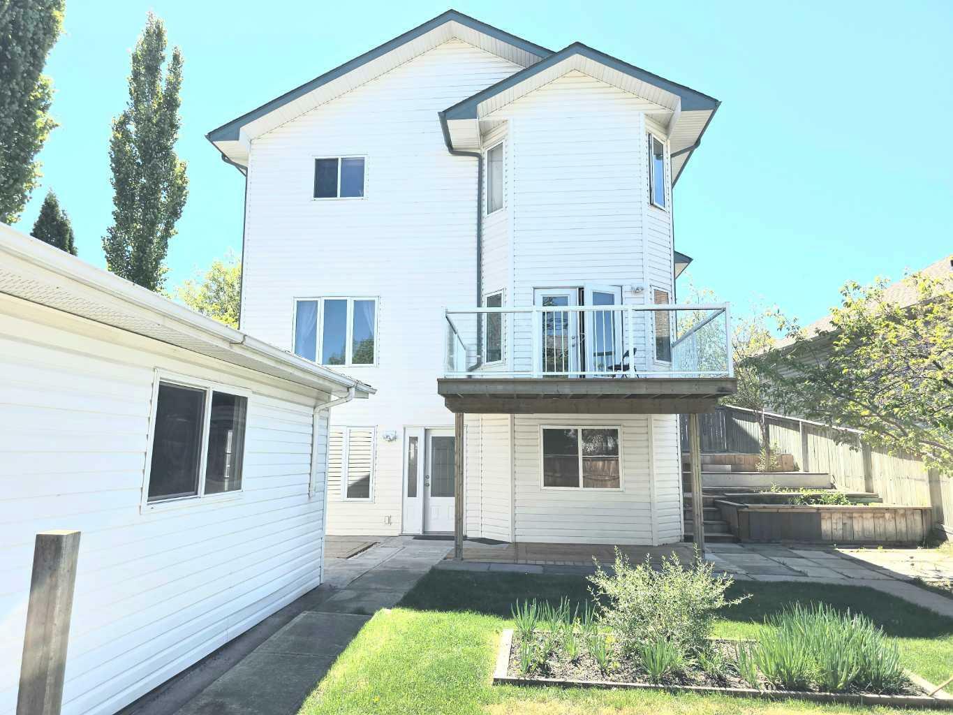 Property Photo: 43 Ackerman Crescent AB T4R 3B3