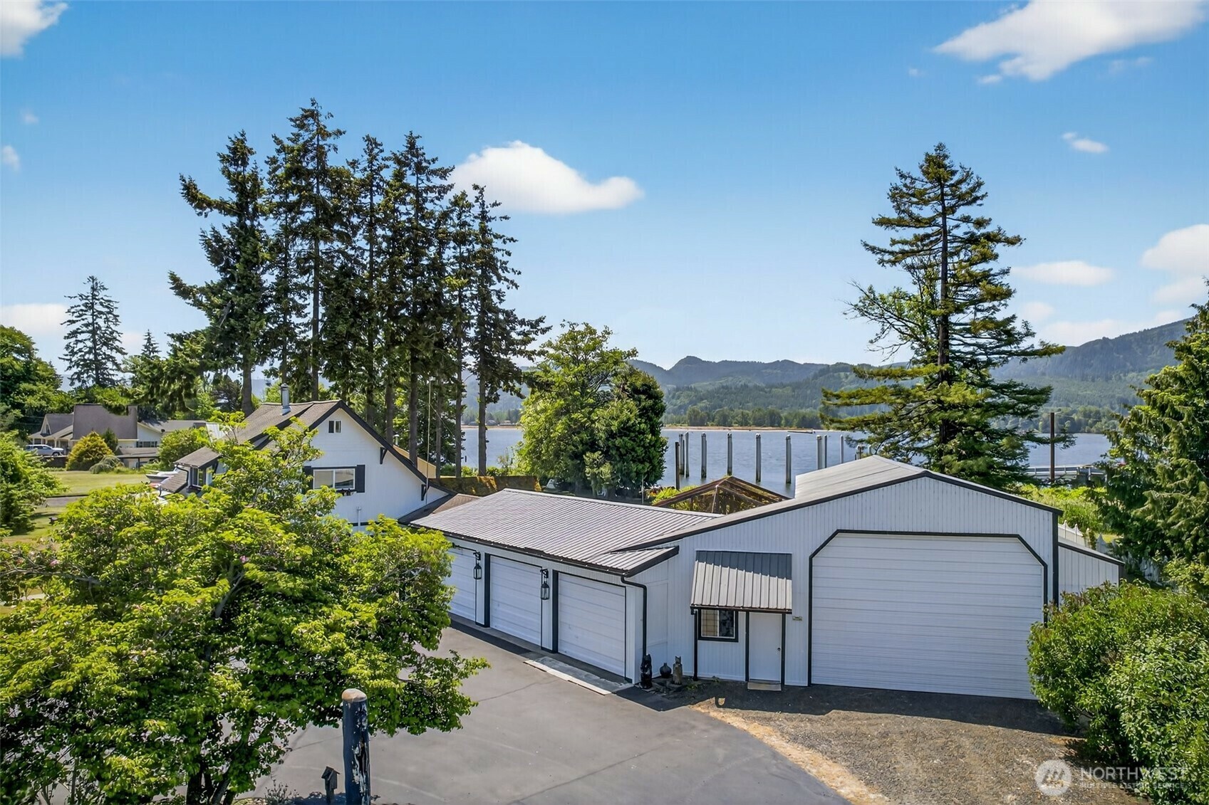 Property Photo: 10 E Sunny Sands Road WA 98612