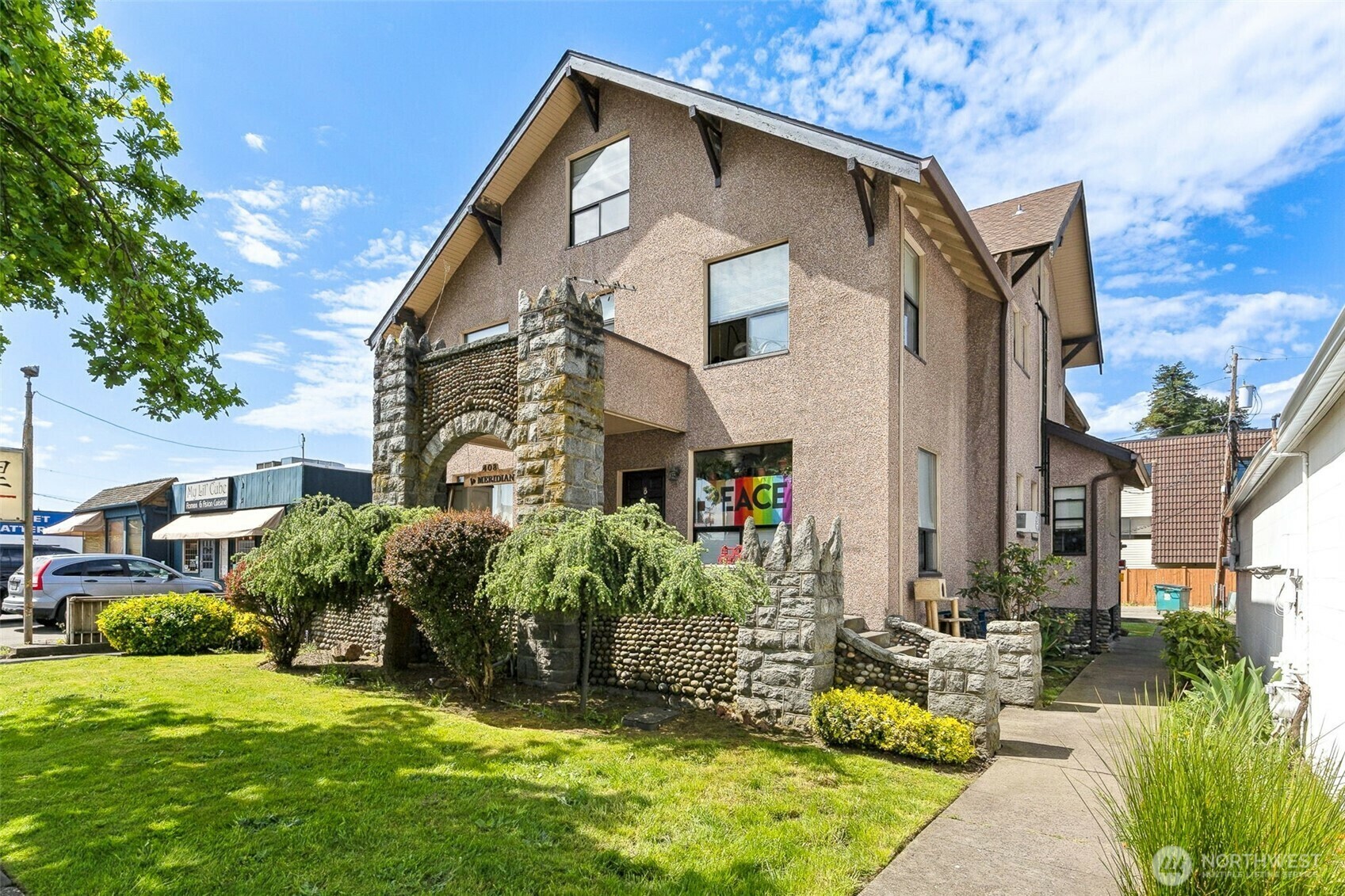 Property Photo: 408 N Meridian WA 98371