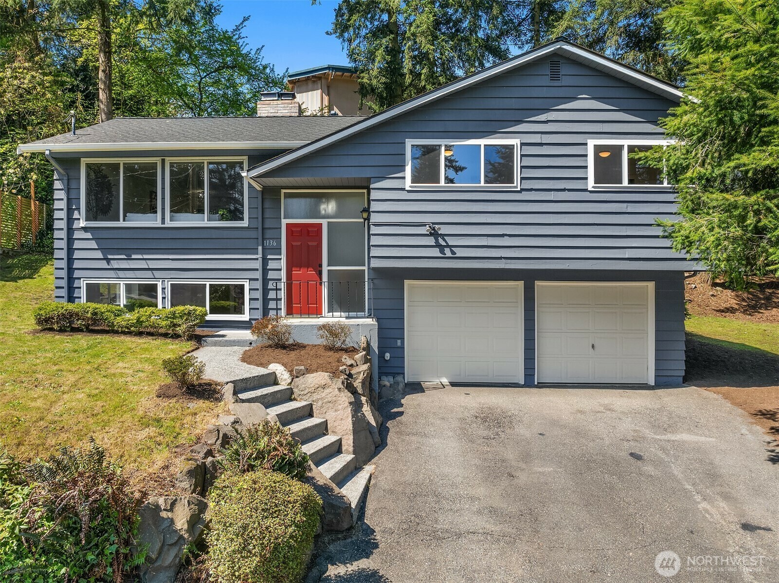 Property Photo: 1136 N 146th Place WA 98133