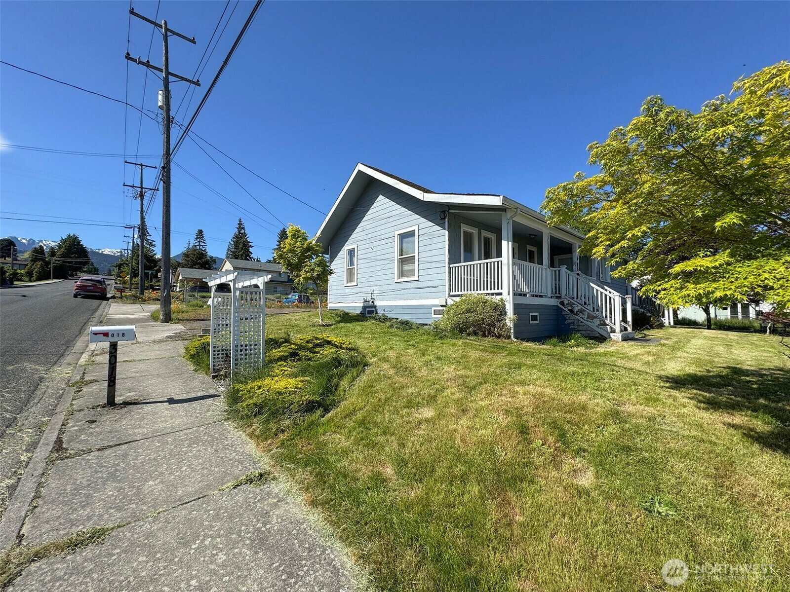 Property Photo:  3018 S Peabody Street  WA 98362 