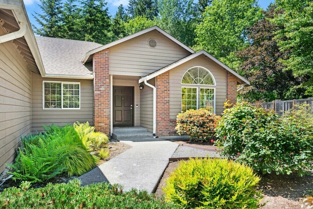 Property Photo: 20402 82nd Avenue SE WA 98296