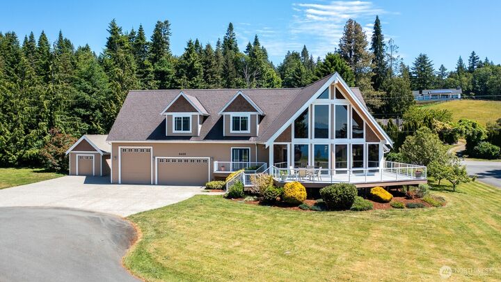 Property Photo: 3425 Rose Lane WA 98282