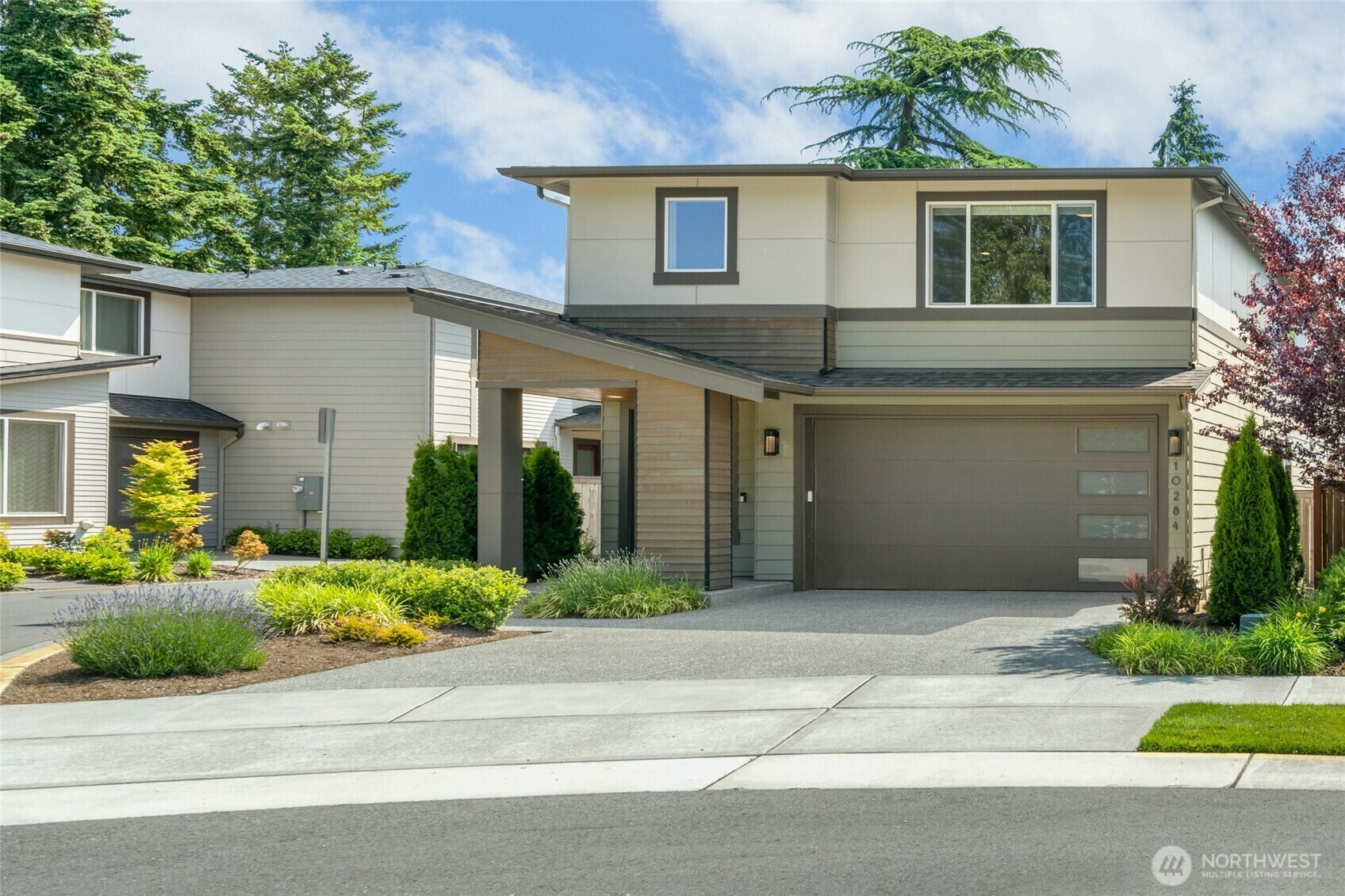 Property Photo: 10284 133rd Court NE WA 98033