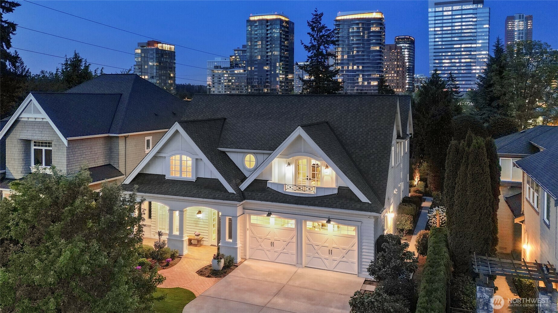 Property Photo: 726 99th Avenue NE WA 98004