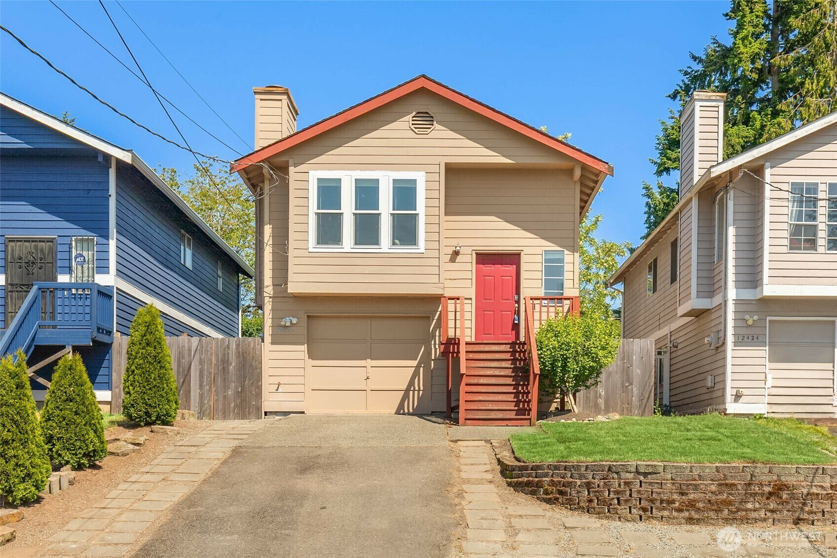 Property Photo: 12422 2nd Avenue SW WA 98146