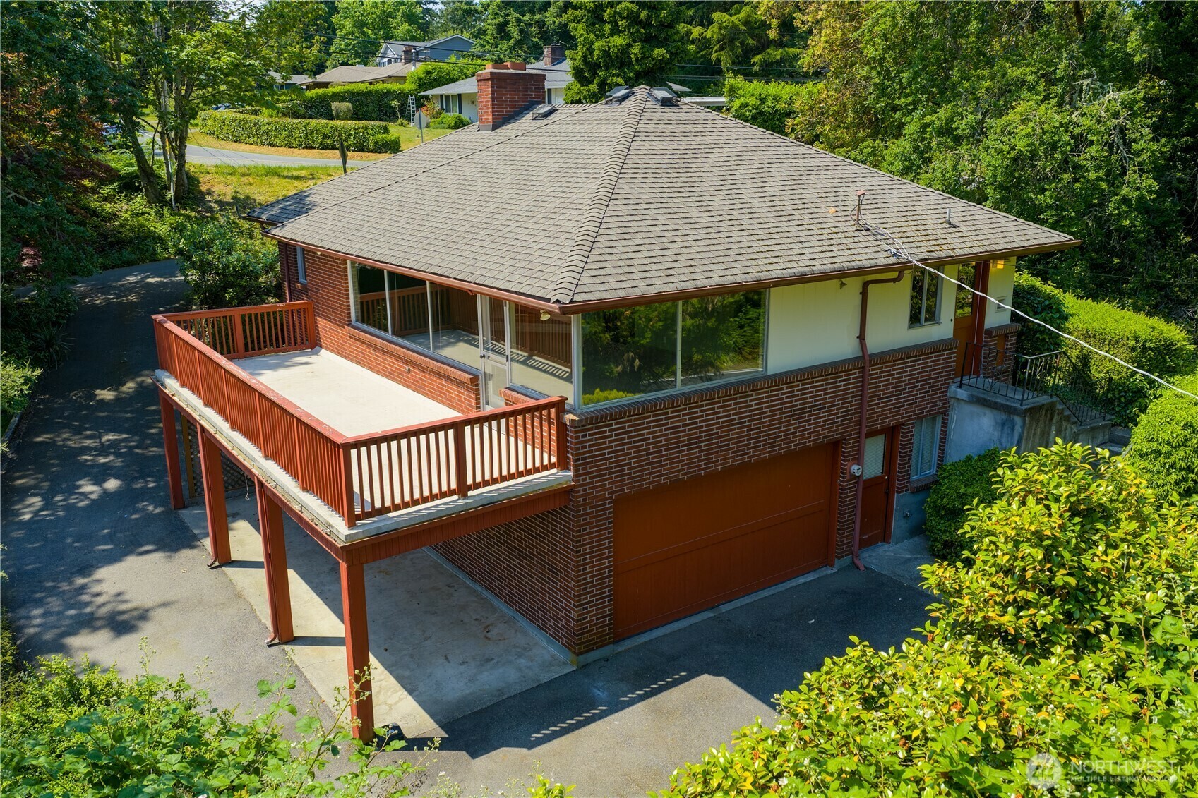 Property Photo: 17004 16th Avenue SW WA 98166
