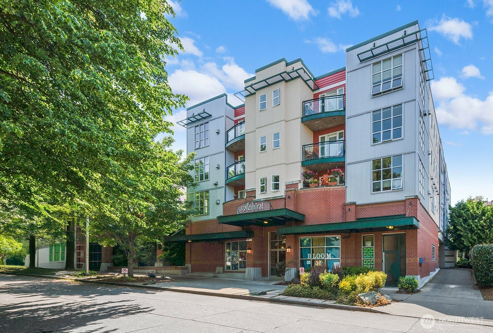 Property Photo: 2331 42nd Avenue SW 206 WA 98116