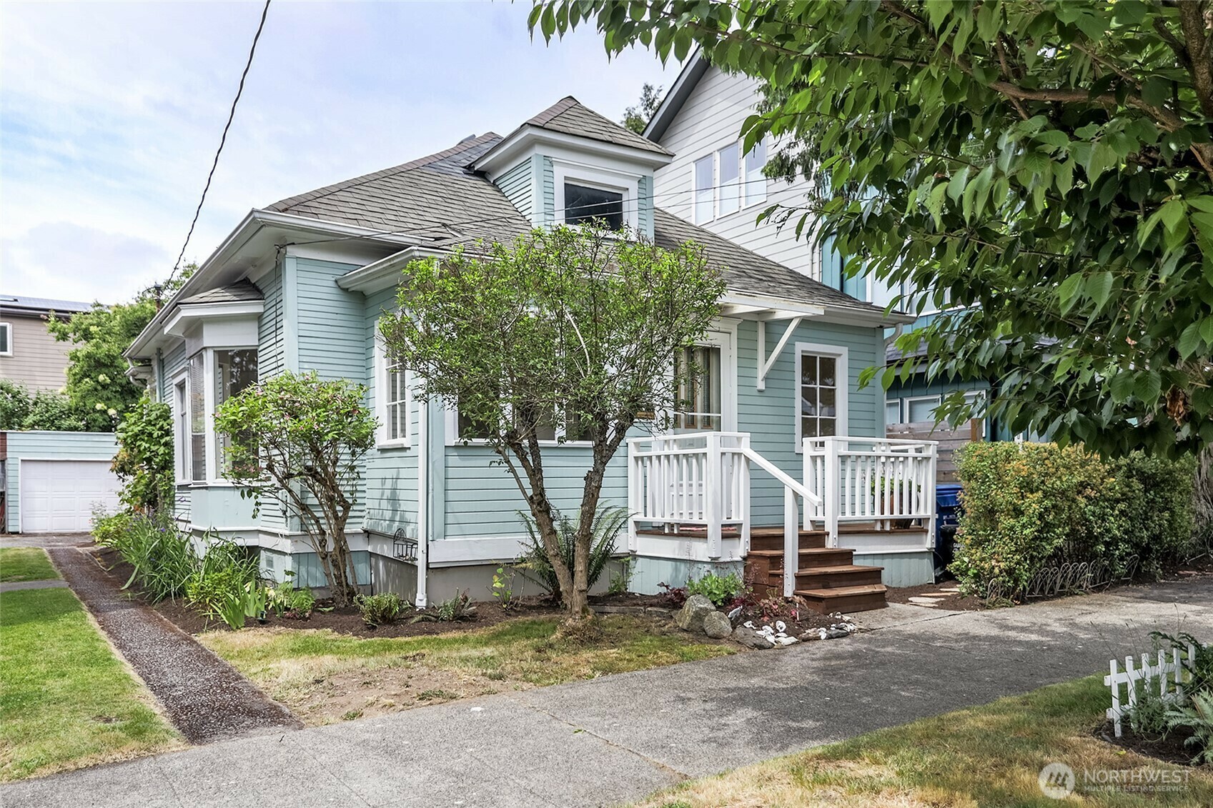 Property Photo: 7015 23rd Avenue NW WA 98117