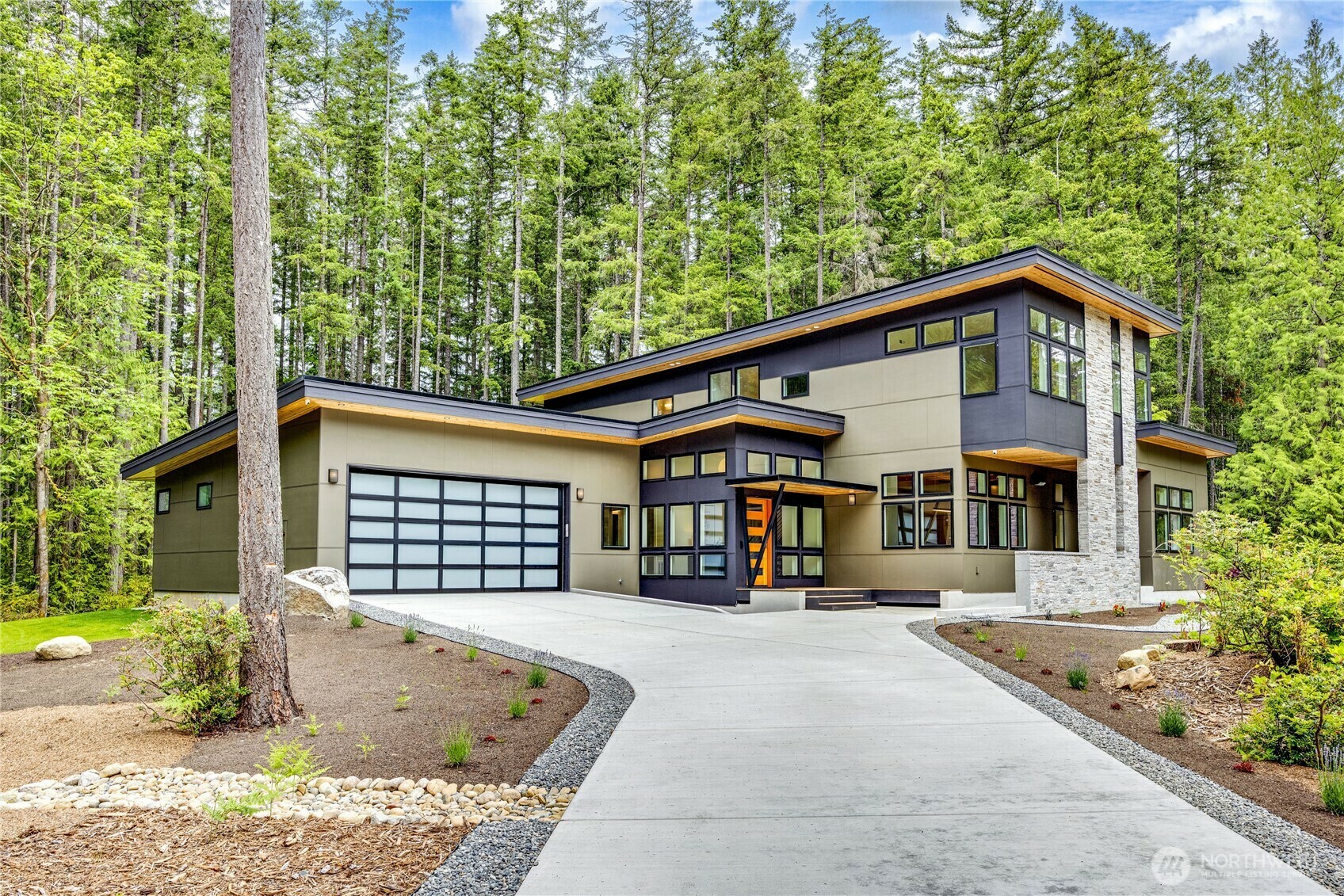 Property Photo:  6050  Chorus Frog Street NE  WA 98110 