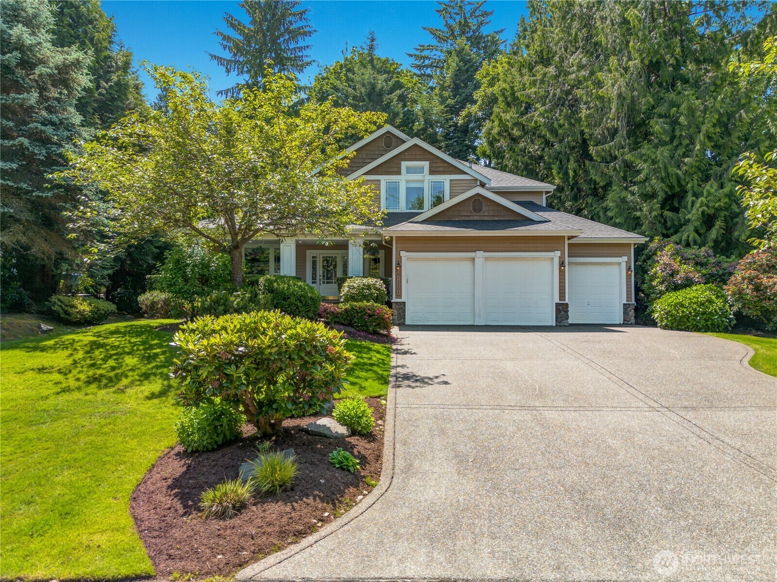 Property Photo: 13302 53rd Avenue NW WA 98332