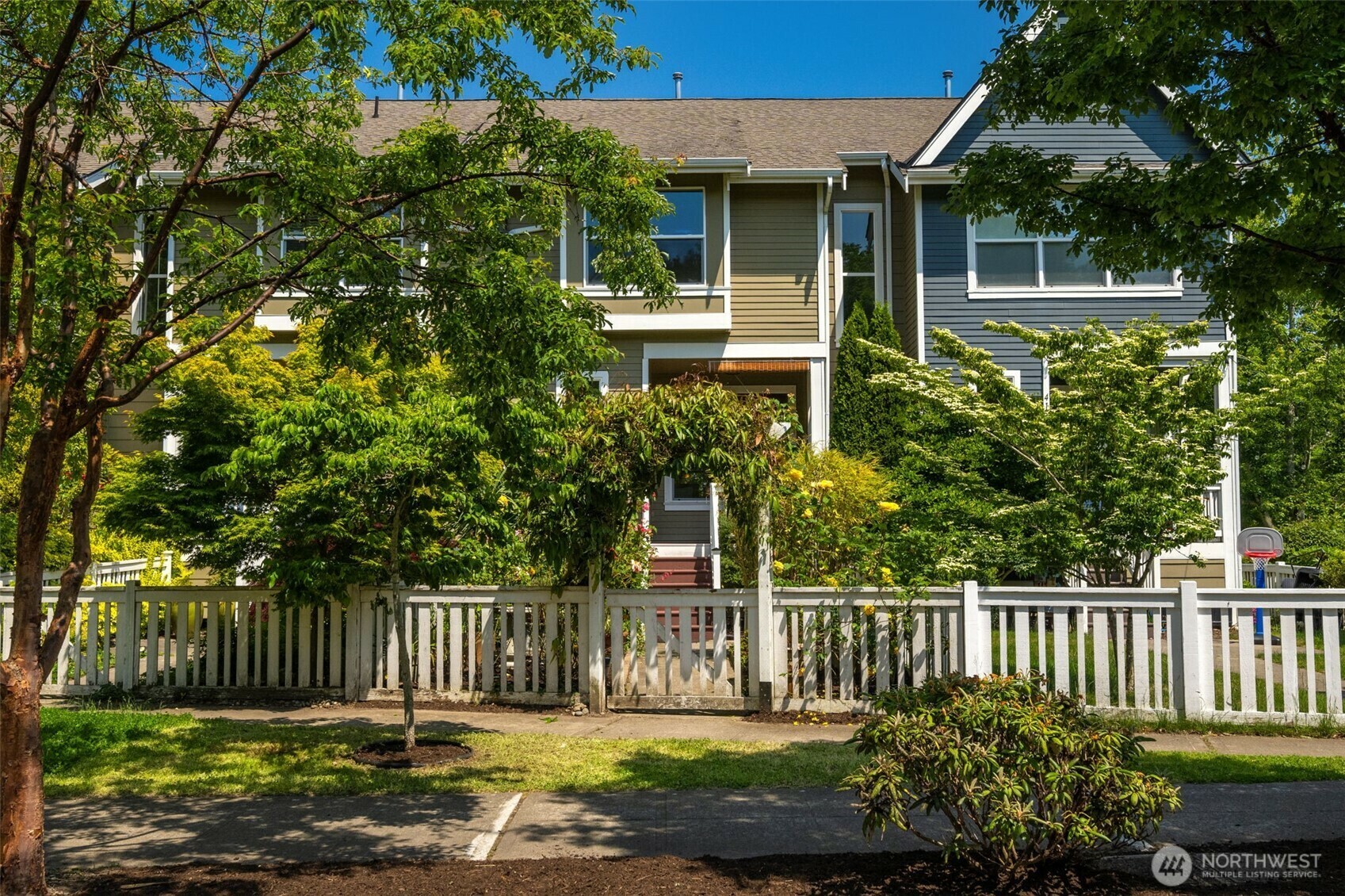 Property Photo:  4160  29th Avenue S  WA 98108 