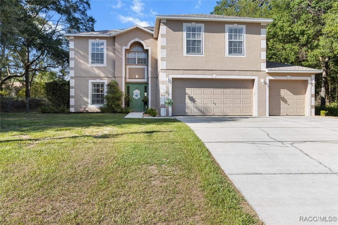 Property Photo: 2541 W Castle Road FL 34434