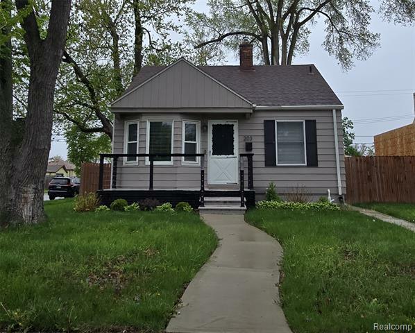 203 S Wilson Avenue  Royal Oak MI 48067 photo