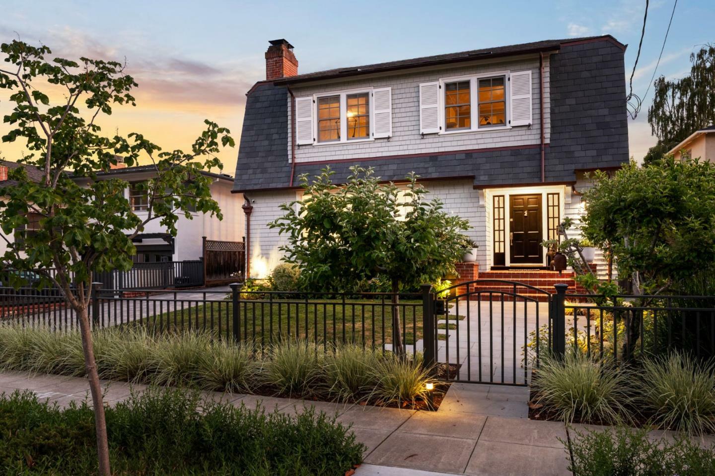 Property Photo: 827 Walnut Avenue CA 94010