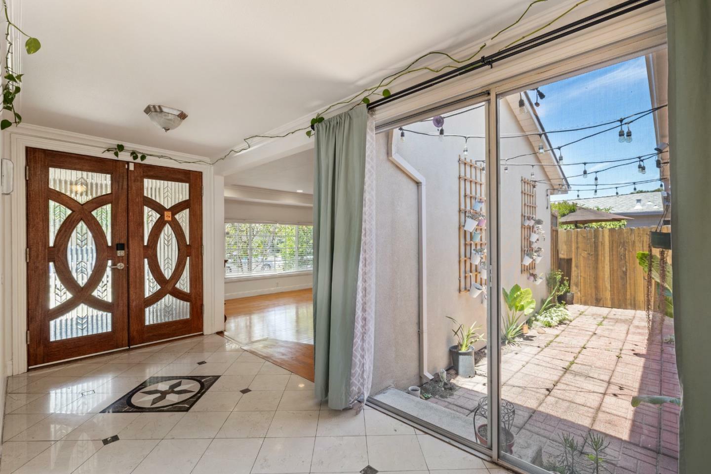 Property Photo: 692 Menker Avenue CA 95128
