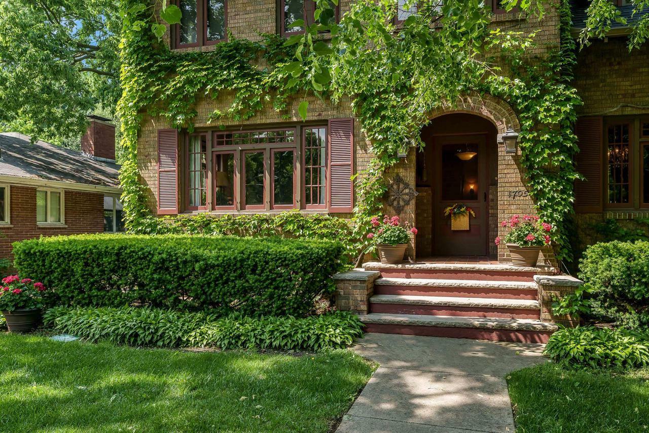 Property Photo: 1705 Emerson Street WI 53511