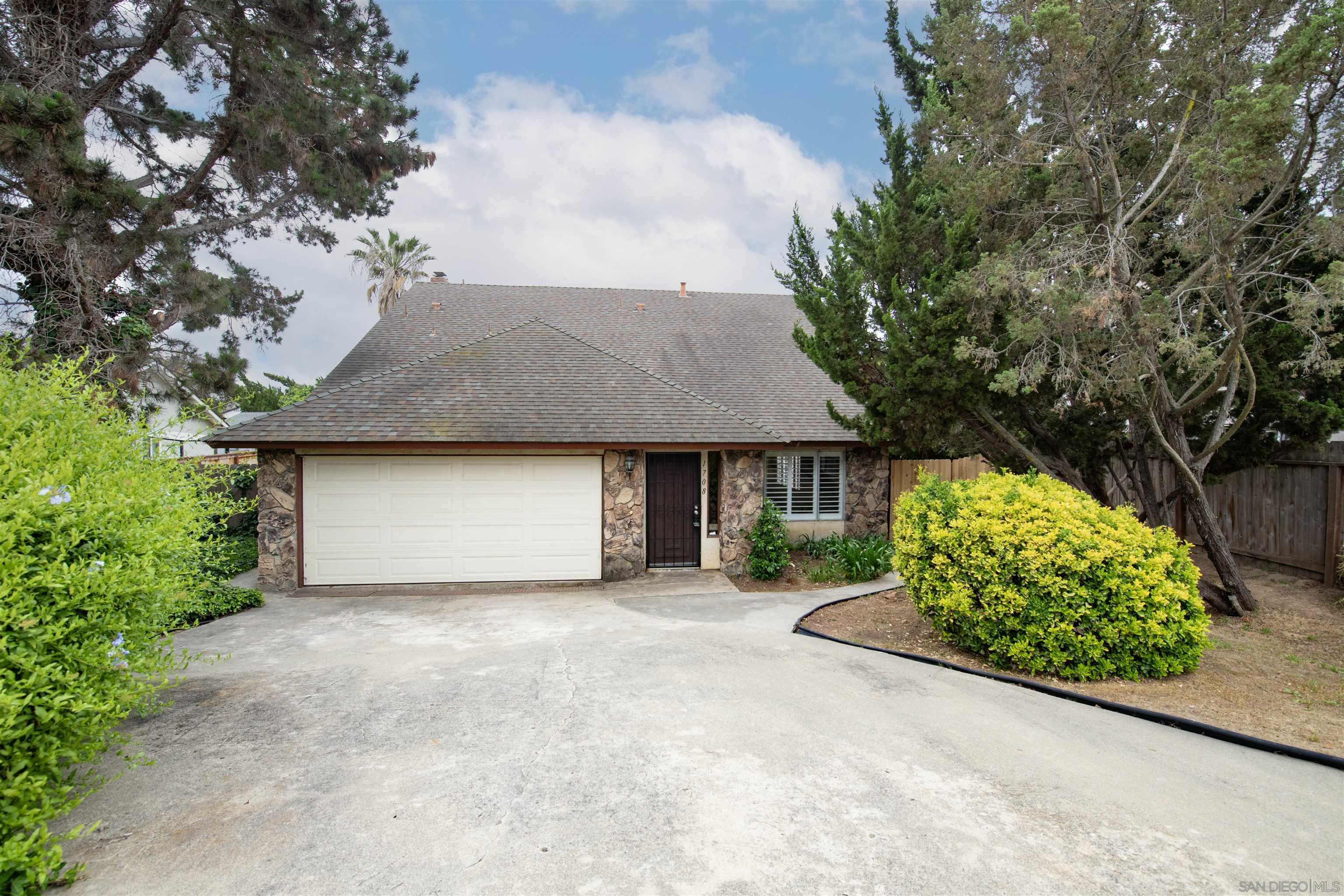 Property Photo: 1708 Harold Rd CA 92026