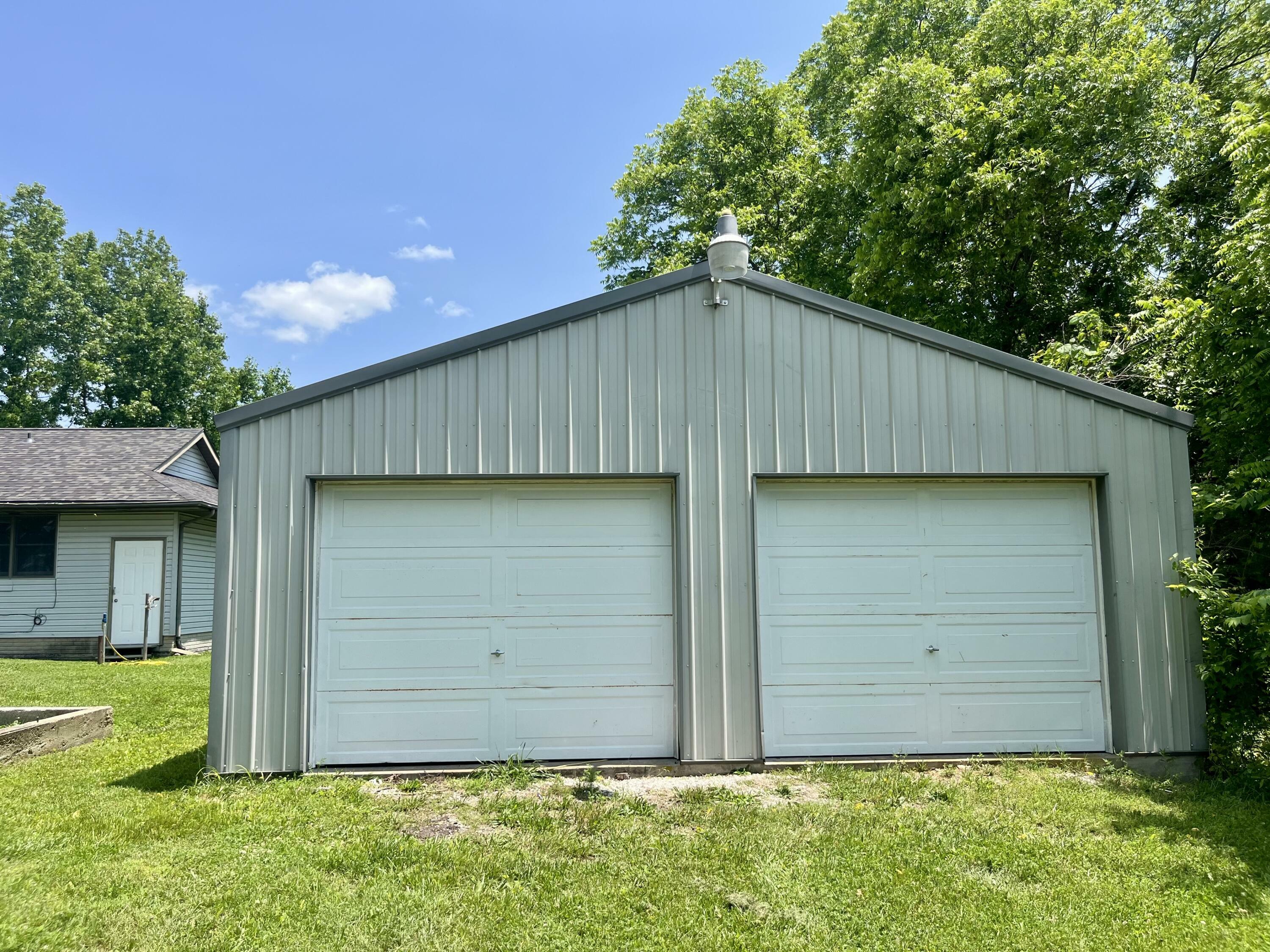 Property Photo: 194 State Highway T MO 65720