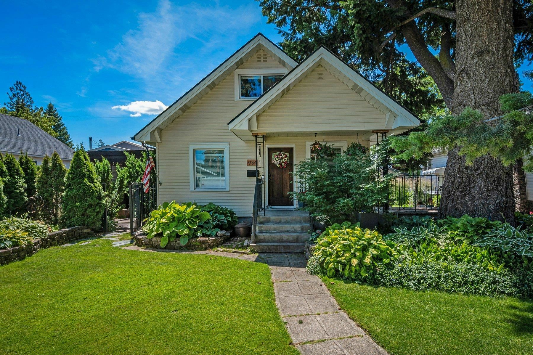 Property Photo: 934 E 38th Ave WA 99203