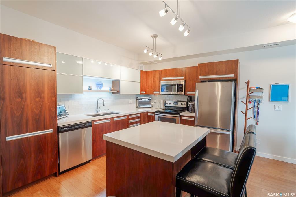 Property Photo: 1015 Patrick Crescent 1410 SK S7W 0M5