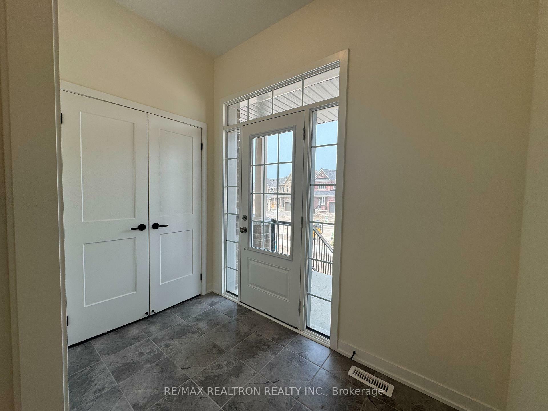 Property Photo: 70 N Gdn Boulevard ON L9L 0C9