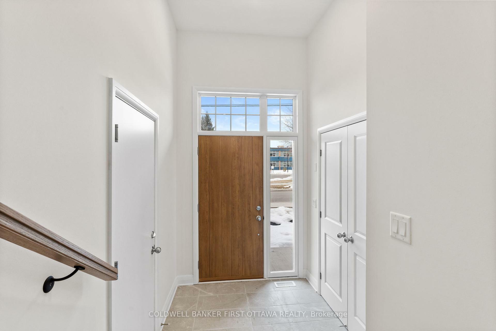 Property Photo: 1326 Whitlow Grass Way ON K2W 0N5