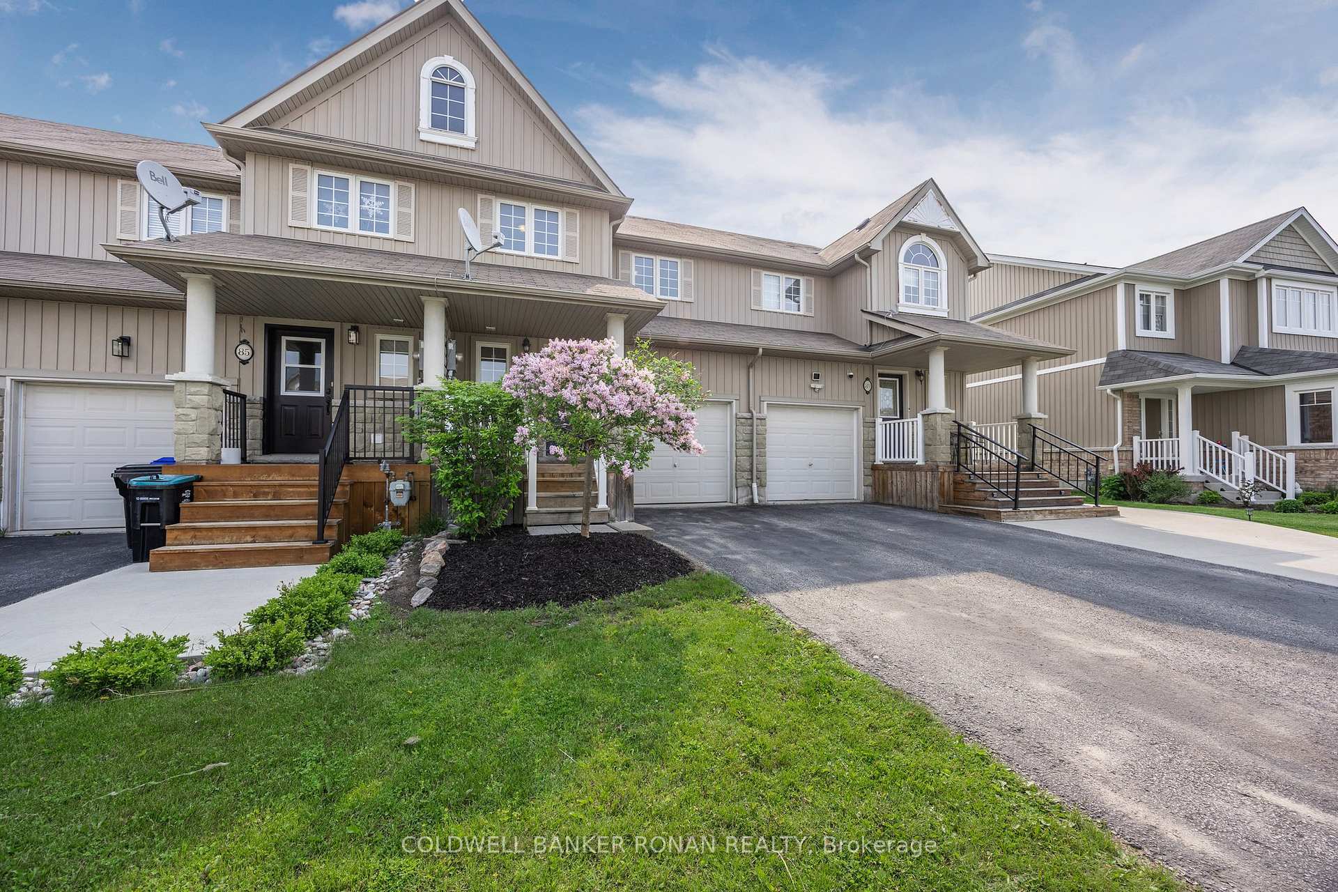 Property Photo: 87 Warman Street ON L9R 0B8